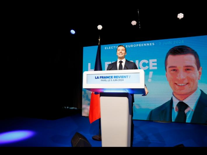 Bardella, 'Macron &egrave; sconfitto, convochi le elezioni'