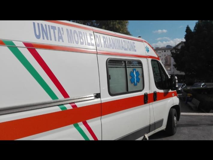 Auto contro muro, muore bimba di tre anni nel Palermitano