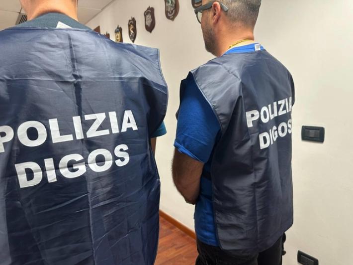 Minacce via social, 28enne arrestato a Milano per istigazione al terrorismo 