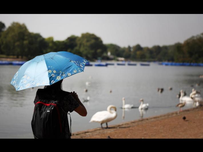 In settimana il caldo si attenua, torna anche qualche temporale