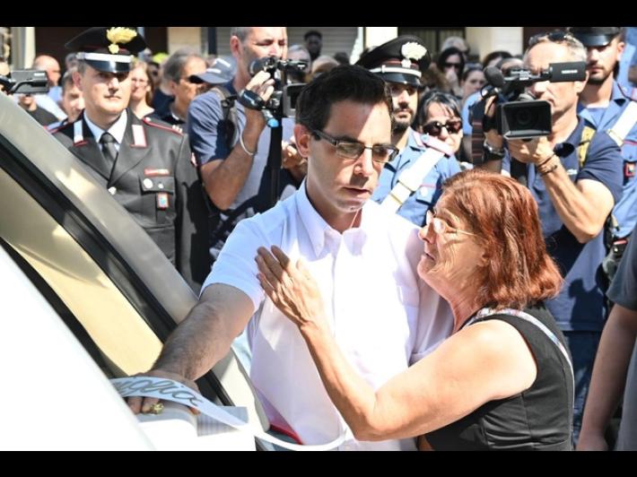 Il compagno di Sharon, 'non credo di essere stato di aiuto'