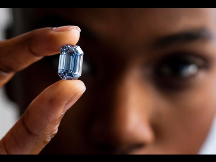 Trovato in Botswana uno dei diamanti pi&ugrave; grandi del mondo: 2.492 carati