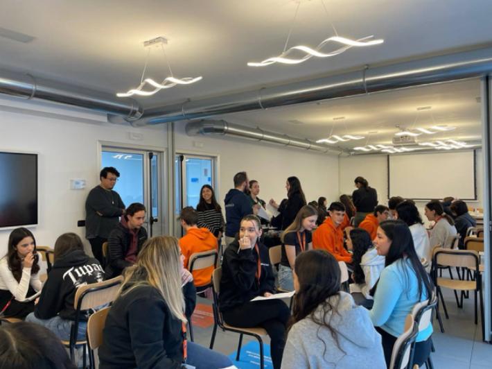 A Milano studenti danno i voti ai prof, per 79% strumento valido