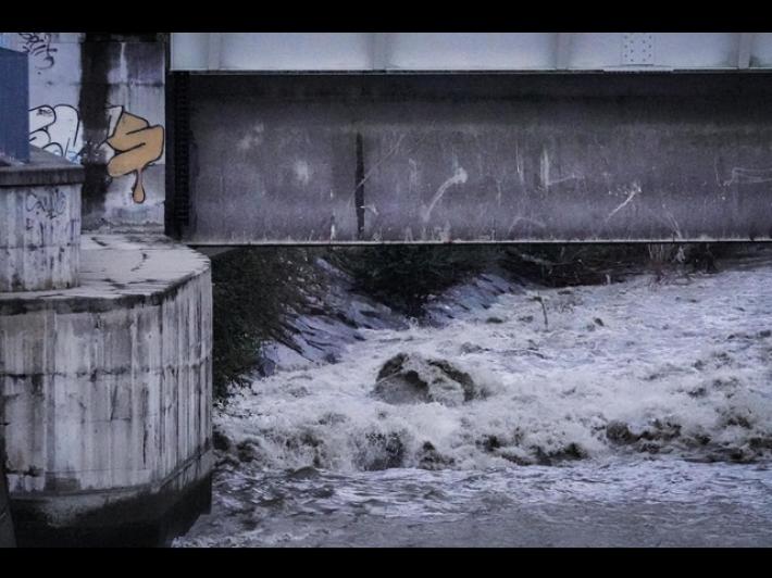 Allagamenti e blackout anche in centro a Bologna. Il sindaco: "Non uscite in strada e non usate l&rsquo;auto in nessuna zona di Bologna"