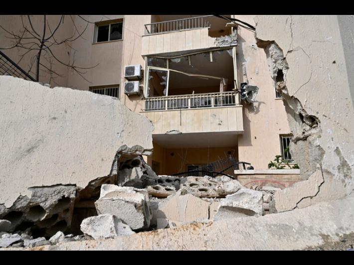 Media, raid Israele su pi&ugrave; di 50 citt&agrave; e villaggi libanesi