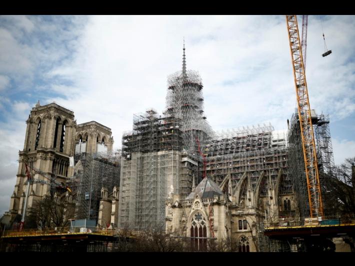 Notre-Dame a 5 euro, la proposta di Rachida Dati fa discutere