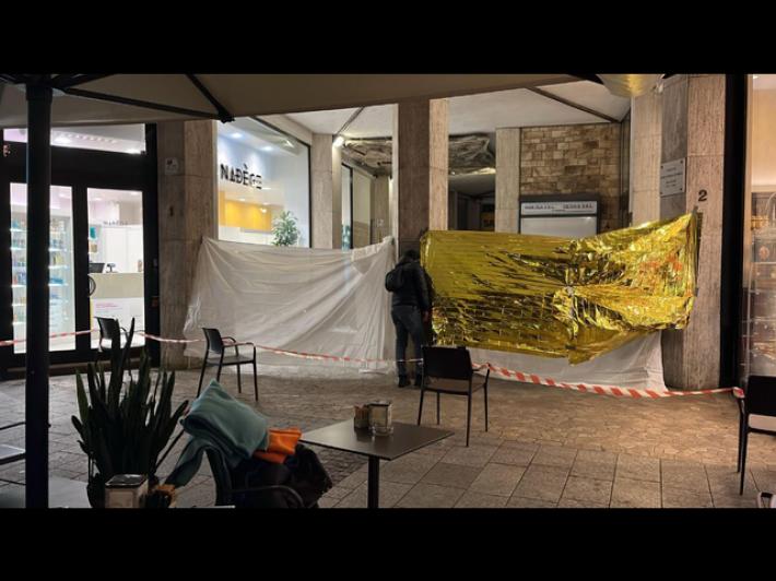 Accoltellato a morte, era addetto a sicurezza di un supermercato