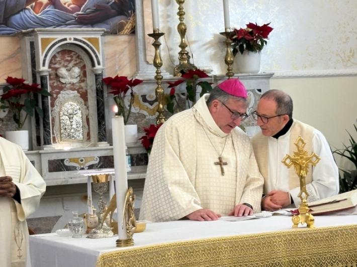 Il vescovo di Ischia, "preghiamo e non giudichiamo don Antonio"