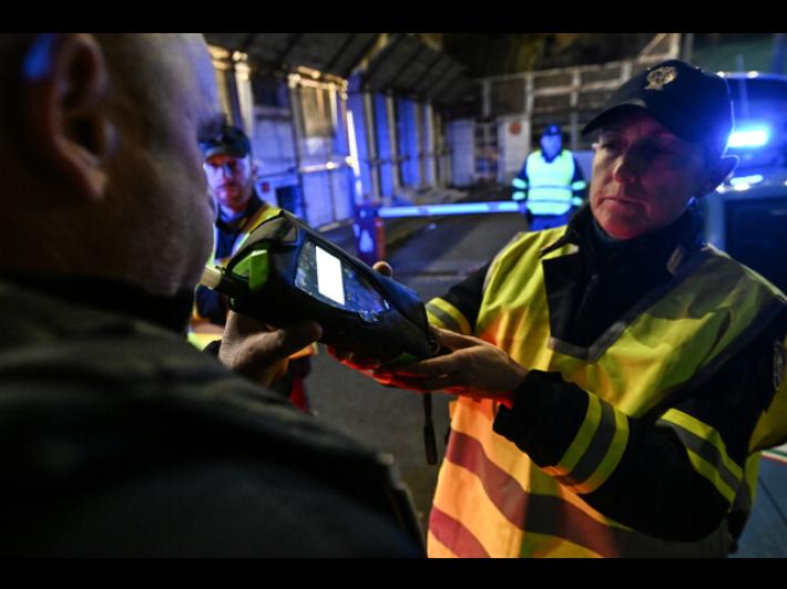 A Rimini i ristoratori regalano l'alcoltest