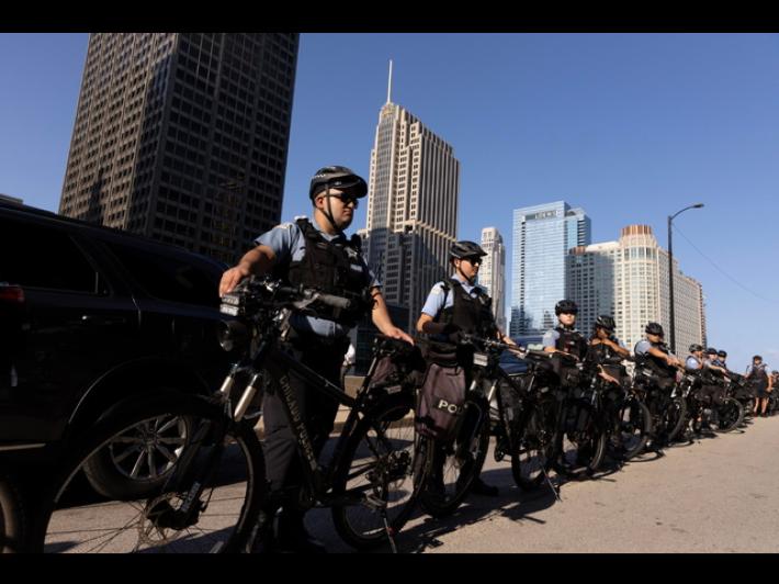 'Trump avvier&agrave; piano espulsioni di massa migranti marted&igrave;