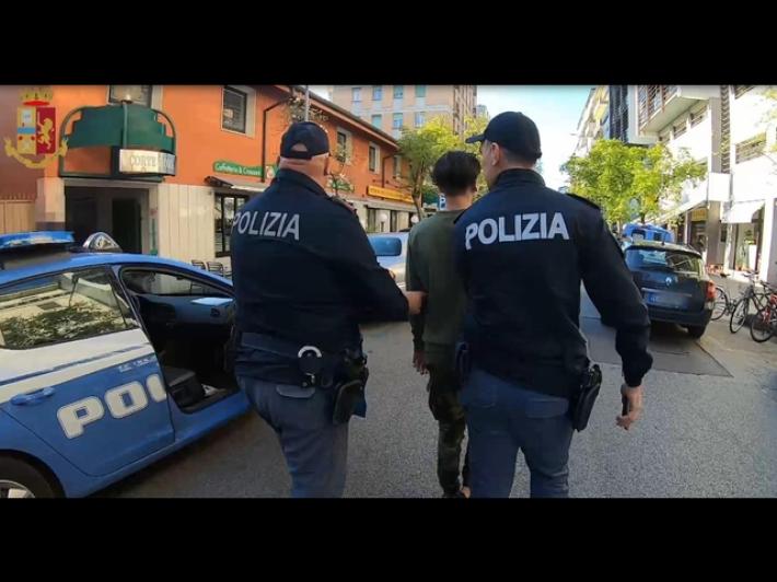 Badanti con documenti falsi: 19 arresti e 17 denunce