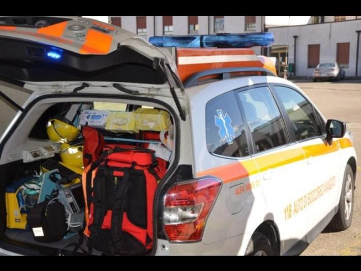 Calcio, grave malore per calciatore 23enne in provincia di Lucca