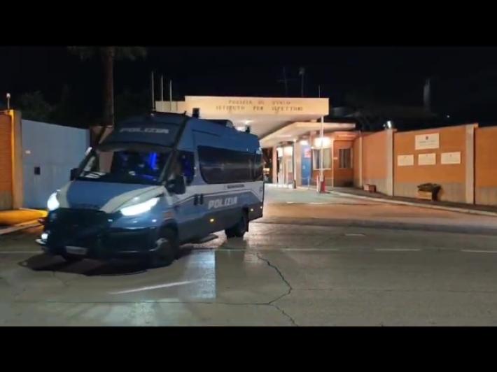 Accoltellato in centro a Latina, tre giovani in carcere