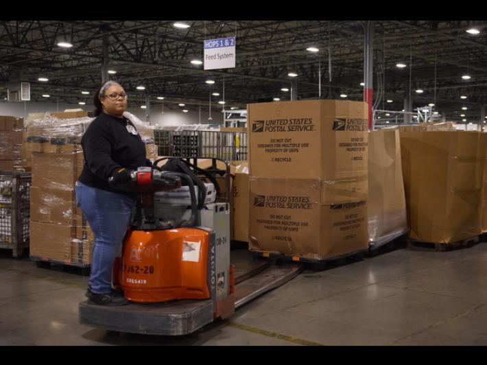 Poste Usa, stop a pacchi da Cina e Hong Kong