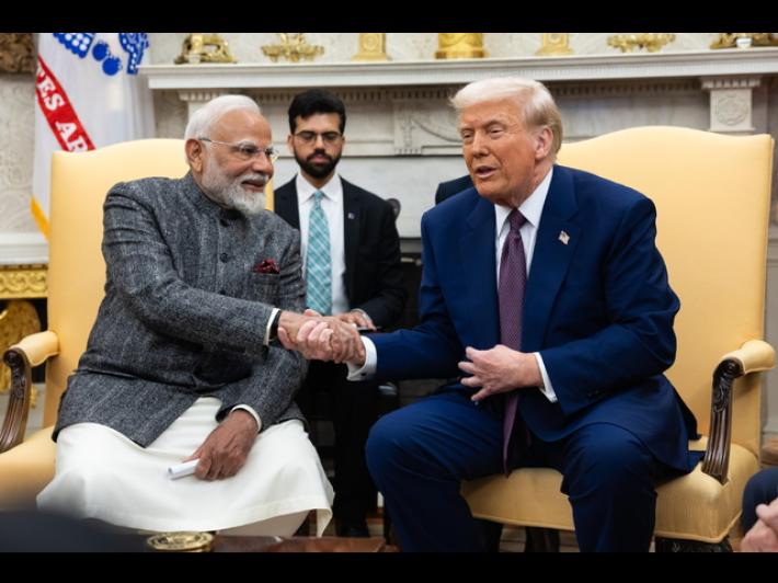 Modi invita Trump in India, 'Miga incontra Maga'