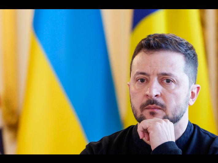 Zelensky, 'nessuna tregua nella pressione sulla Russia'