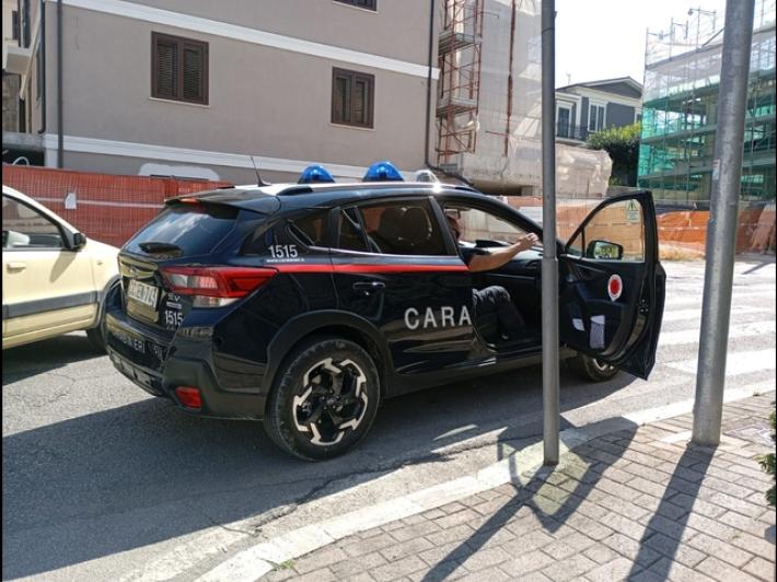 Stacc&ograve; un orecchio a morsi a un carabiniere, condannato a 5 anni