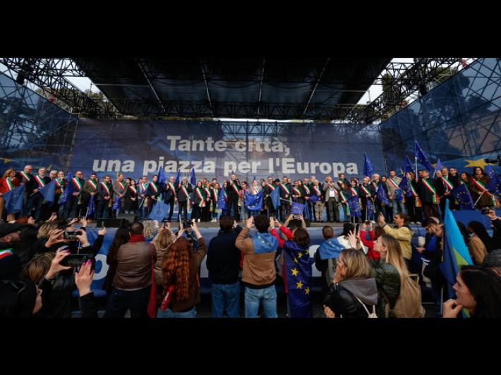 Michele Serra a piazza del Popolo, eravamo 50 mila veri