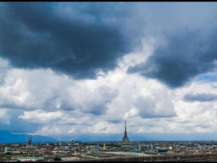In arrivo una lunga fase di maltempo con pioggia e temporali