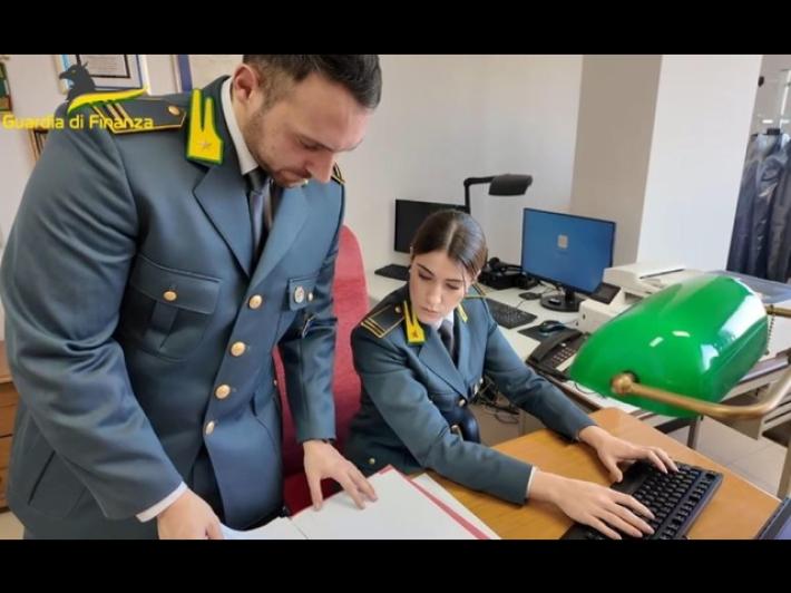 Riciclava i soldi della camorra, maxi confisca da 294 milioni