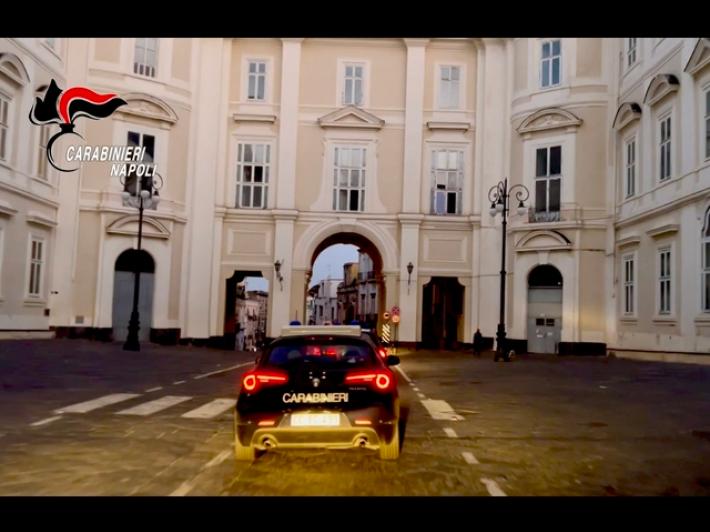 Tentano truffa,76enne chiede aiuto a Cc e fa scattare arresti