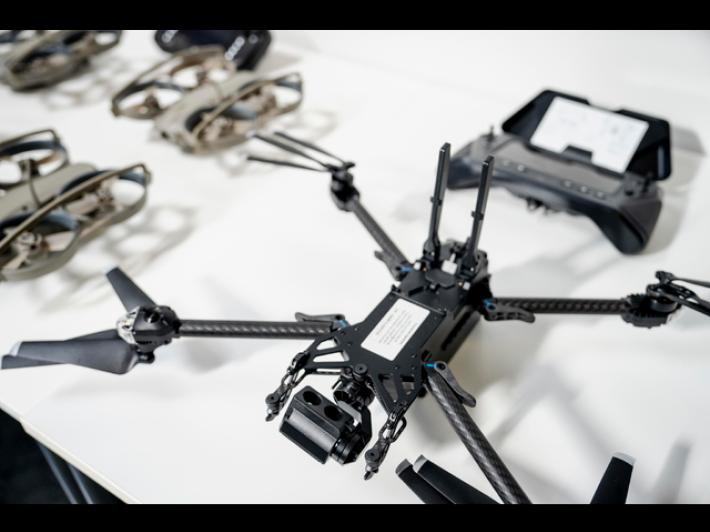 Drone russo sorvola centro high tech Ue sul Lago Maggiore: ipotesi spionaggio