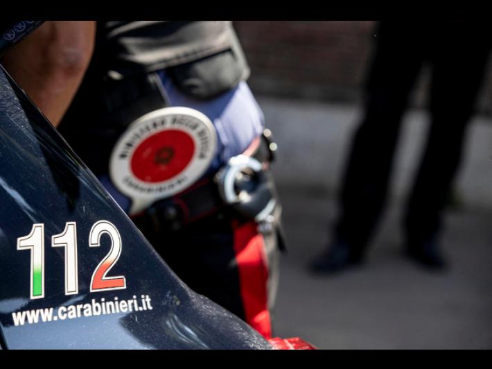 15enne trovato in strada agonizzante, &egrave; grave