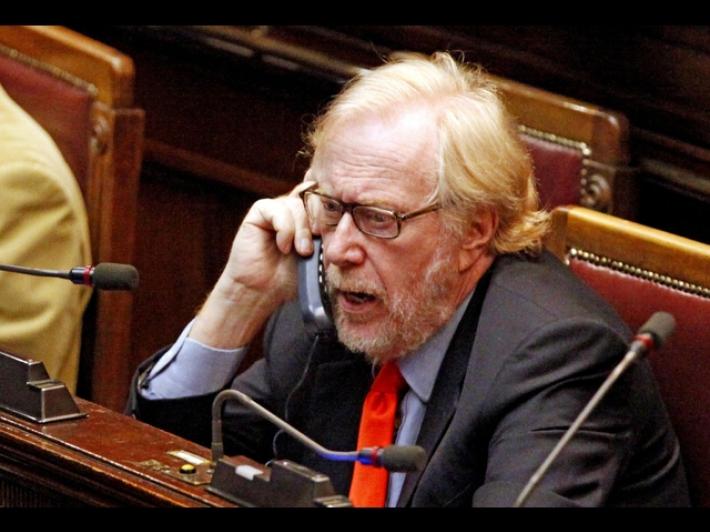 Paolo Guzzanti, 'sono rimasto con 14 euro, aiutatemi'