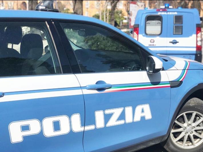 Giovane aggredita e molestata mentre rientra a casa a Bologna