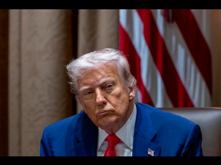 Giudice d&agrave; parziale ragione all'Ap contro la Casa Bianca