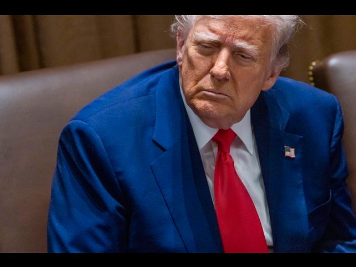 Trump, la colpa della guerra &egrave; di tutti, anche di Putin