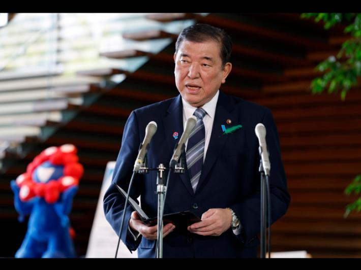 Premier Giappone a Trump, 'sicurezza non collegata ai dazi'