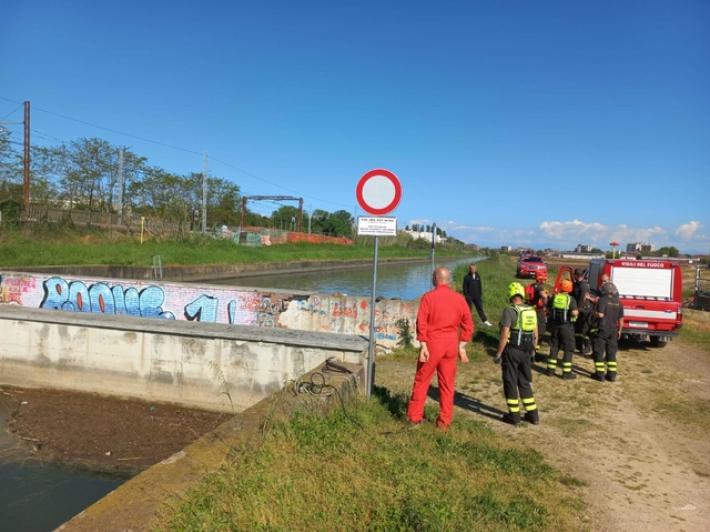 Un ventenne &egrave; scomparso in un canale a Novara
