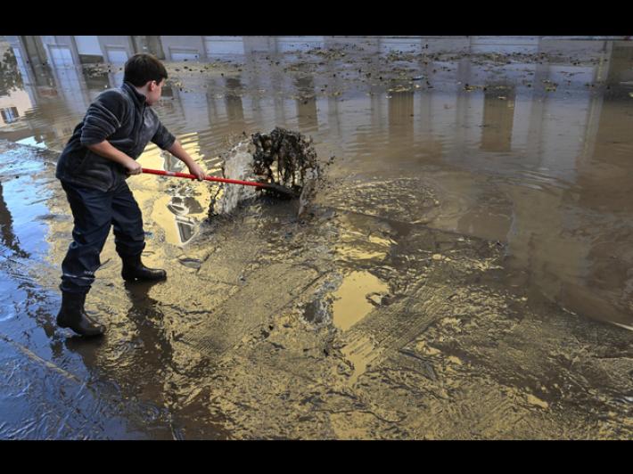 Maltempo nel Varesotto, frana e allagamenti