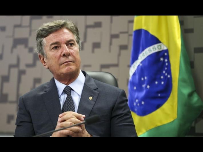 Brasile, ordine d'arresto per l'ex presidente Collor de Mello