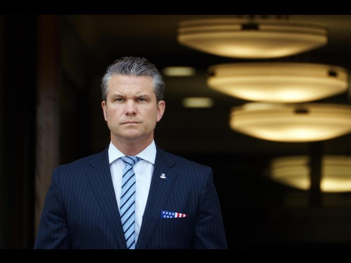 Capo Pentagono ordina un taglio del 20% di generali a 4 stelle