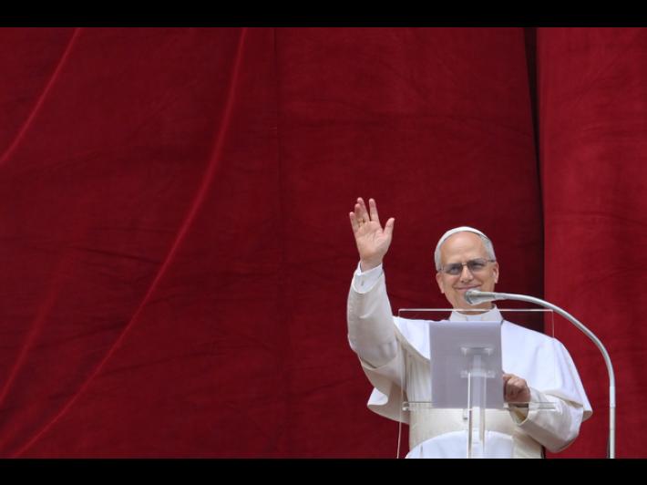 Il Papa ai giornalisti, siate operatori di pace