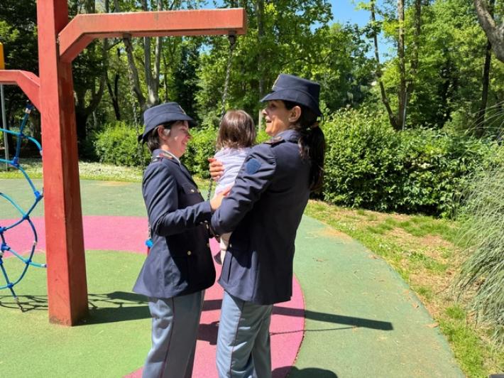 A 14 mesi &egrave; positiva alla cocaina, ritrovata la bimba scomparsa