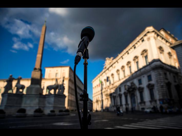 Consulta, non riconoscere figlio nato con Pma lede suoi diritti