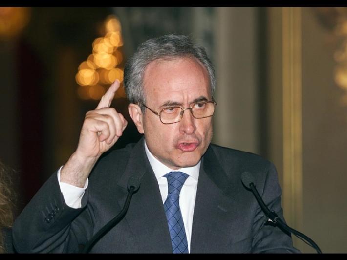 E' morto l'ex sindaco di Parigi Jean Tiberi, aveva 90 anni