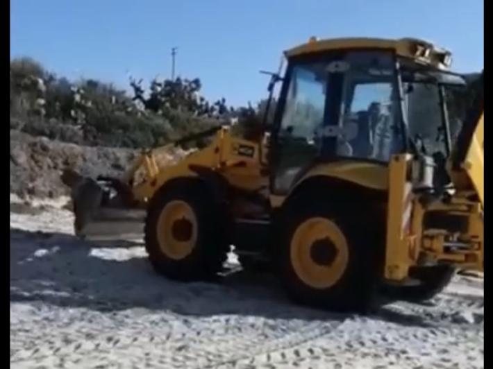 Uccisa da una ruspa in spiaggia, domani i funerali a Creazzo