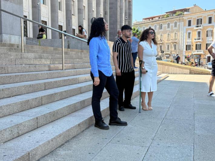 Manuela Murgia morta 30 anni fa, periti a lavoro su vestiti: caccia a dna