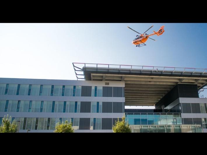 Bambino di 3 anni cade dalla finestra al terzo piano, &egrave; grave