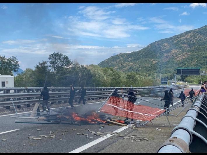 Viminale, in Val di Susa guerriglia urbana, non dissenso