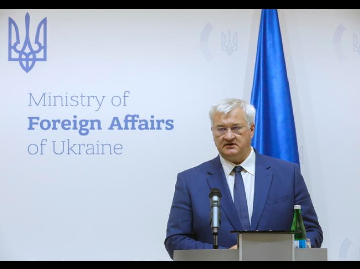 Kiev, 'negoziati produttivi solo dopo un cessate il fuoco'