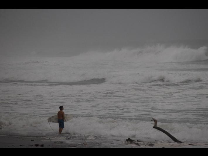 La tempesta Erin si indebolisce ma minaccia la North Carolina
