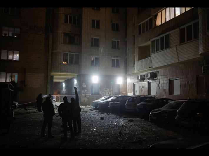 Esplosioni a Kiev, danneggiati edifici