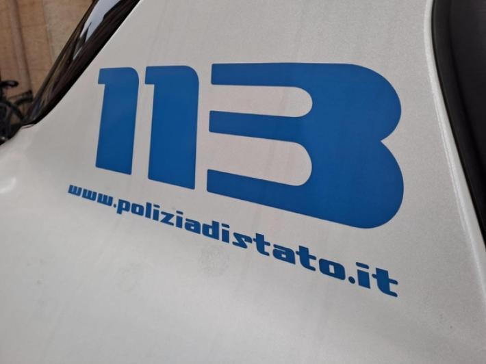 Rapinano coetanei e si vantano sul web: denunciati tre 15enni 