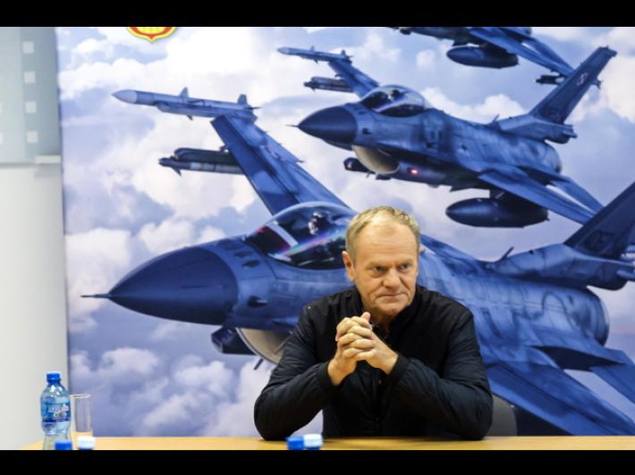 Tusk, 'intercettato drone su edifici governo, 2 arresti'