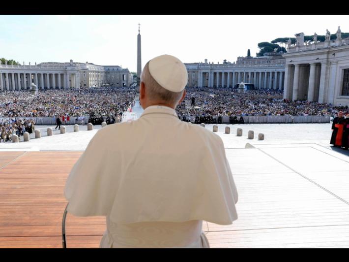 Il Papa, 'non c'&egrave; giustizia se condizioni di vita sono disumane'